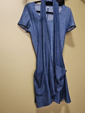 Blue Denim Chambray Short Sleeve Dress With Unique Circle Vest